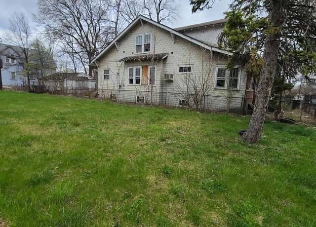 Property at 10452 S State St, Chicago, IL 60628, 4 beds, 2 baths