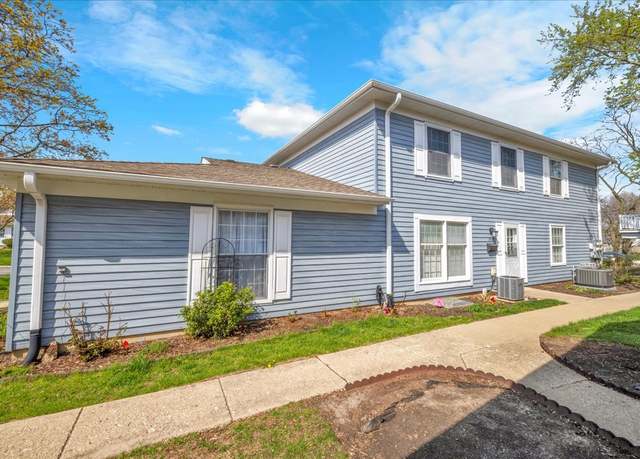 Property at 1330 Woodcutter Ln, Wheaton, IL 60189, 2 beds, 1 bath