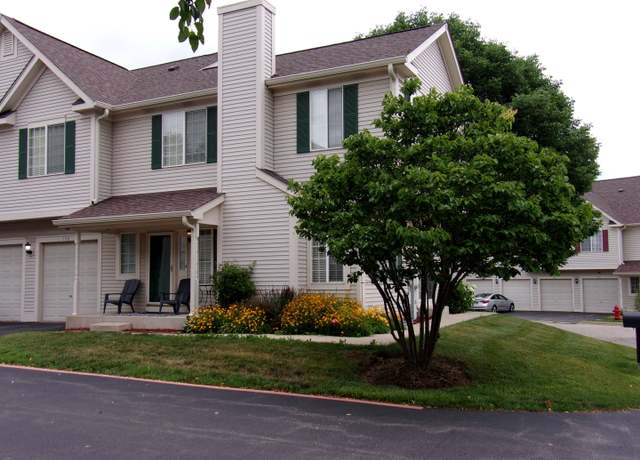 Property at 570 Windsor Dr #570, Fox Lake, IL 60020, 3 beds, 1.5 baths