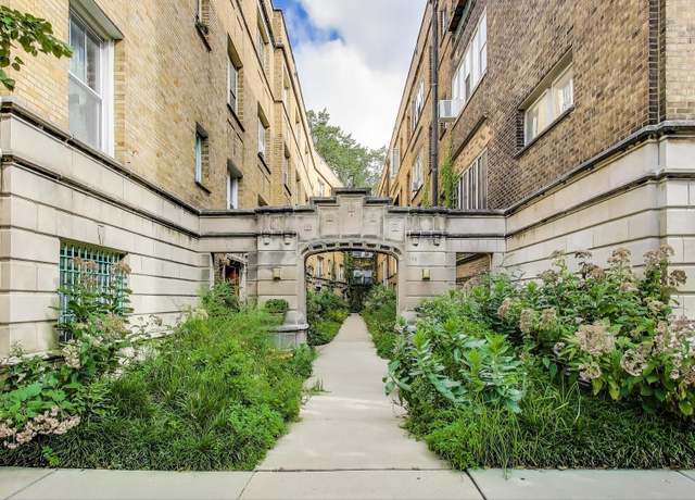 Property at 1522 E 59th St Unit 2F, Chicago, IL 60637, 1 bed, 1 bath