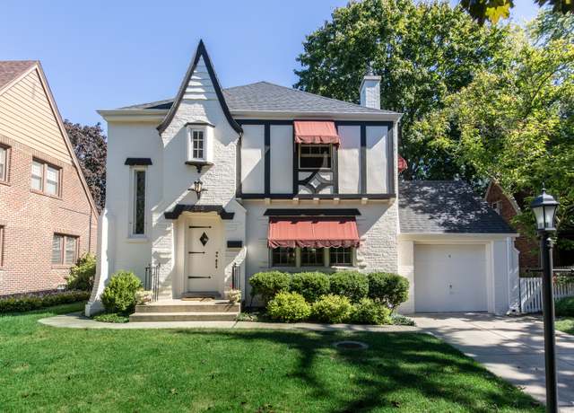 Property at 205 N Merrill St, Park Ridge, IL 60068, 3 beds, 2.5 baths