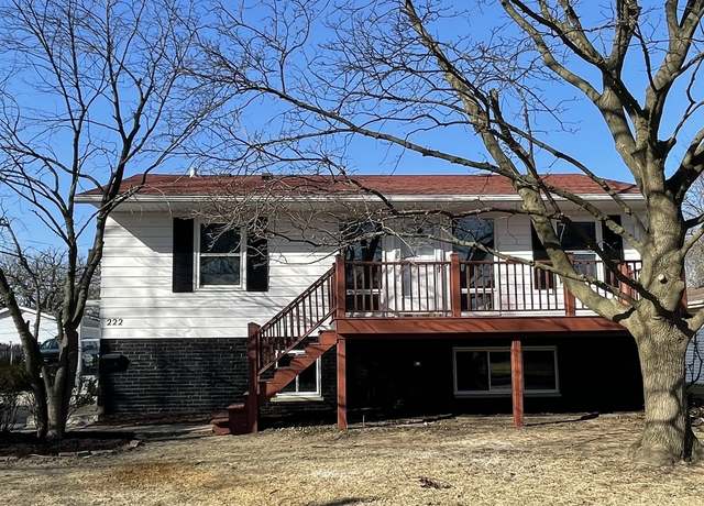 Property at 222 St Marys Pkwy, Buffalo Grove, IL 60089, 5 beds, 2 baths