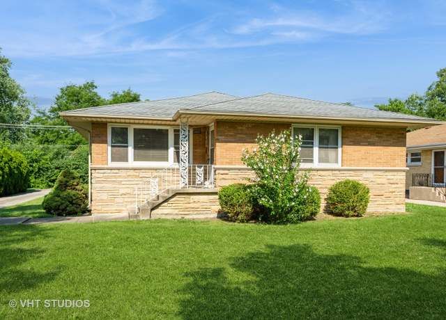 Property at 1250 Forest Rd, La Grange Park, IL 60526, 2 beds, 2 baths