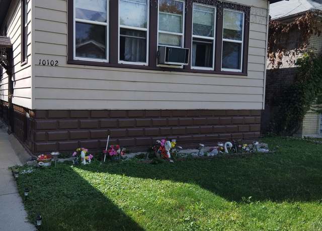 Property at 10102 S Yale Ave, Chicago, IL 60628, 3 beds, 1 bath