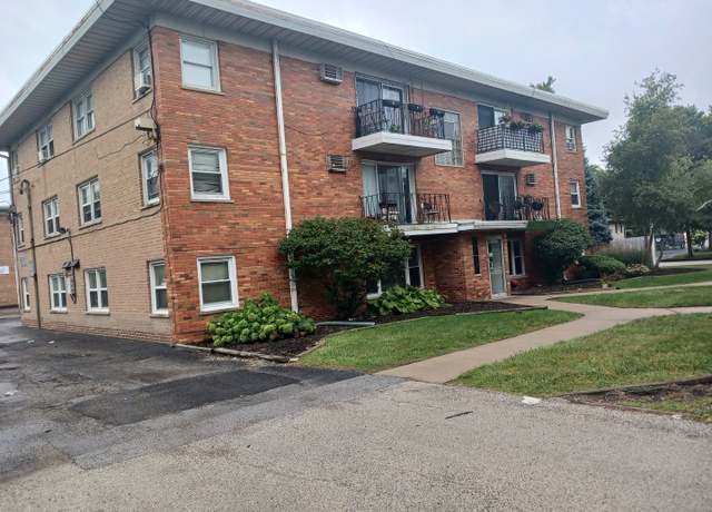 Property at 10811 S Lloyd Dr #2, Worth, IL 60482, 1 bed, 1 bath