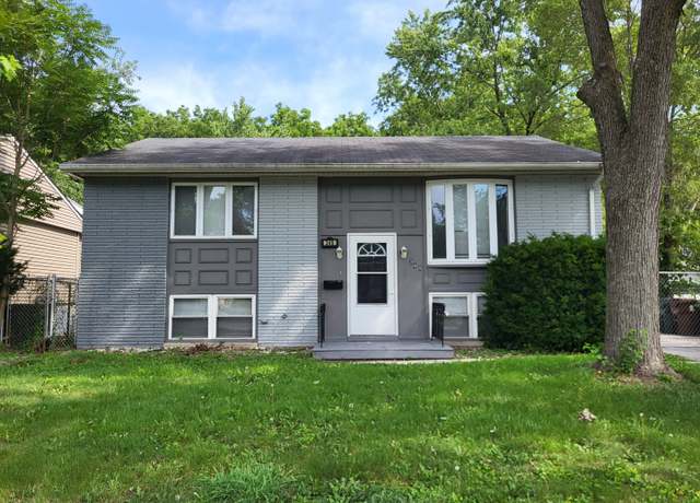 Property at 349 E Maple Dr, Glenwood, IL 60425, 4 beds, 2 baths