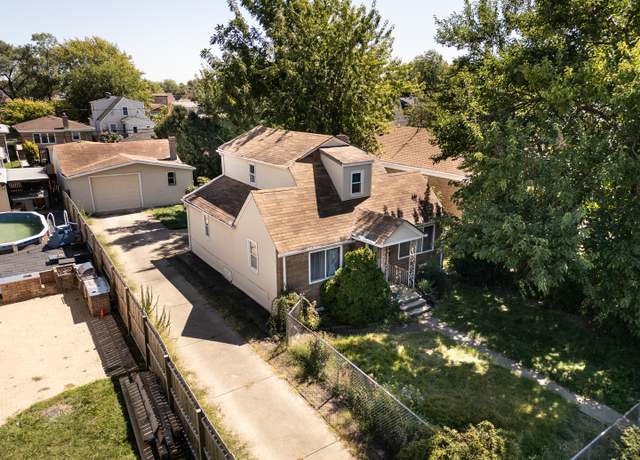 Property at 4821 S Lotus Ave, Chicago, IL 60638