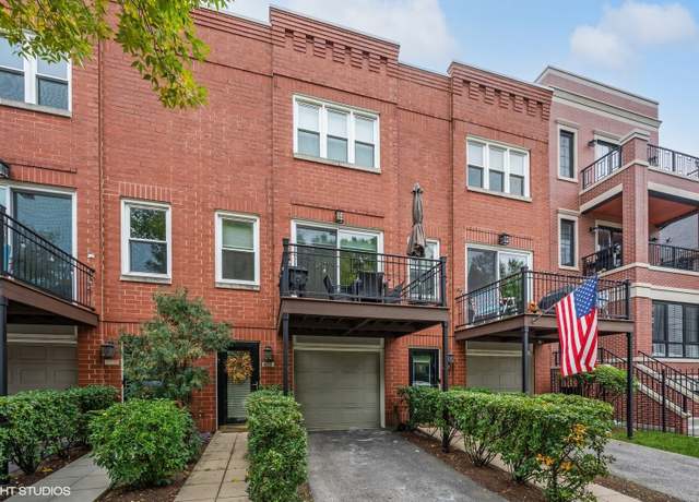 Property at 1833 W Oakdale Ave Unit B, Chicago, IL 60657, 2 beds, 2 baths