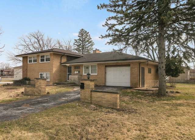 Property at 3235 W 157th St, Markham, IL 60428, 3 beds, 1.5 baths