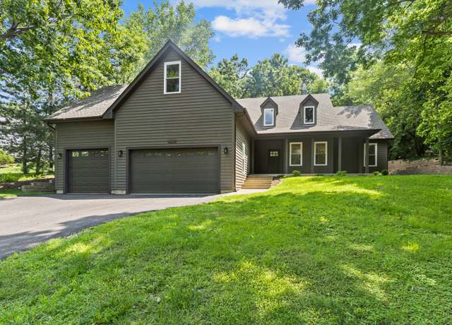 Property at 38623 N Konen Ave, Spring Grove, IL 60081, 5 beds, 3.5 baths