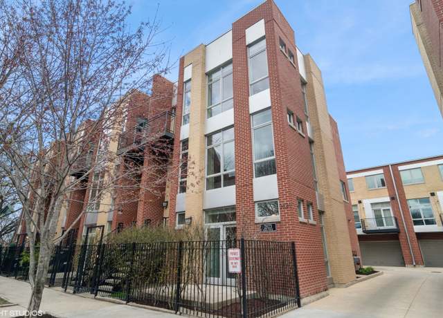 Property at 2823 N Oakley Ave Unit D, Chicago, IL 60618, 4 beds, 3.5 baths