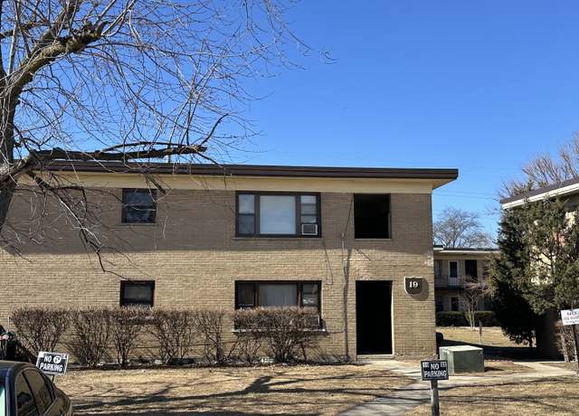 Property at 19 King Arthur Ct #11, Northlake, IL 60164, 1 bed, 1 bath
