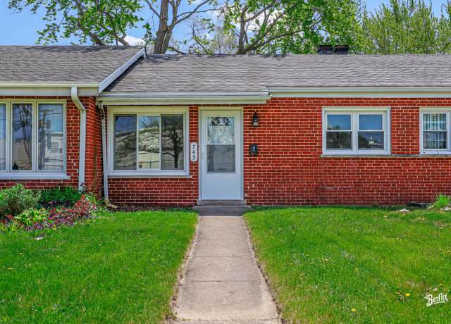 Property at 745 Dulles Rd Unit C, Des Plaines, IL 60016, 2 beds, 1 bath