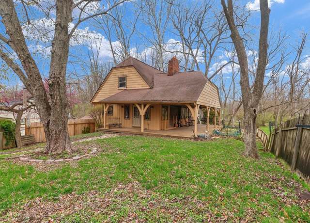 Property at 4224 E Lost Bridge Rd, Decatur, IL 62521, 3 beds, 2 baths