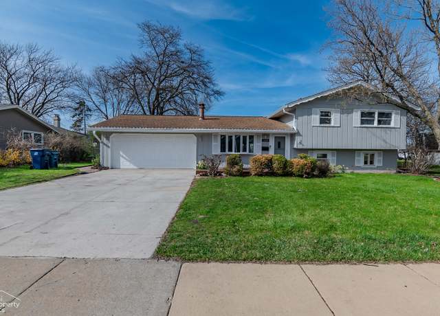Property at 1424 W Wise Rd, Schaumburg, IL 60193, 3 beds, 3 baths