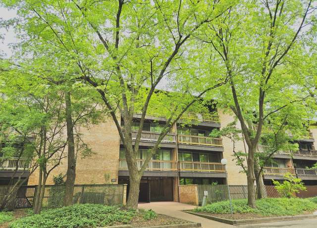 Property at 5600 Hillcrest Ln Unit 2L, Lisle, IL 60532, 2 beds, 1.5 baths