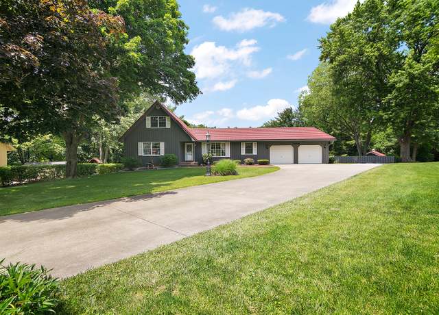 Property at 2848 N La Salle Dr, Bourbonnais, IL 60914, 4 beds, 3 baths