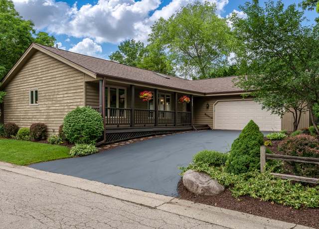 Property at 5307 Gingeridge Ln, Rockford, IL 61114, 3 beds, 2 baths