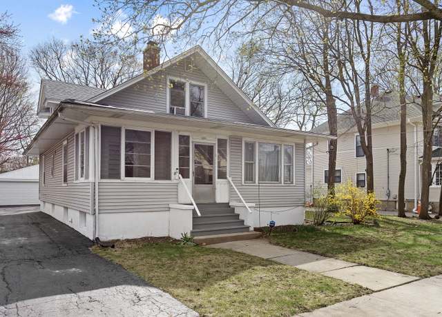 Property at 825 Saint John St, Elgin, IL 60120, 5 beds, 1 bath