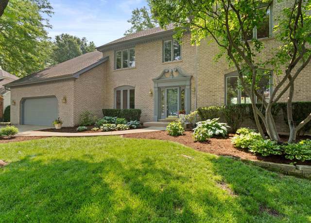 Property at 2731 Wolf River Ct, Naperville, IL 60565, 6 beds, 3.5 baths