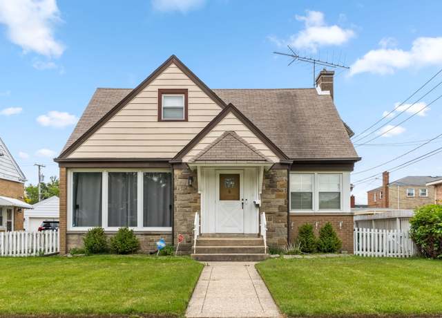 Property at 10341 Canterbury St, Westchester, IL 60154, 3 beds, 2 baths