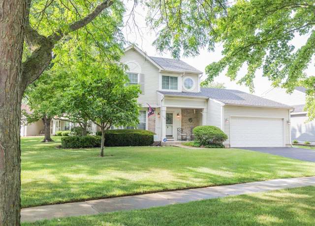 Property at 216 Dickens Trl, Elgin, IL 60120, 3 beds, 2.5 baths