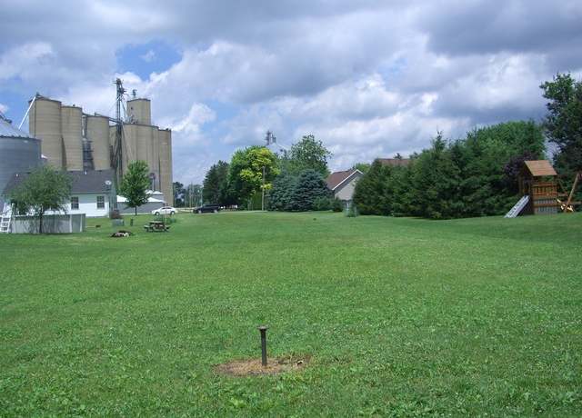 Property at 622 Betty St, Earlville, IL 60518