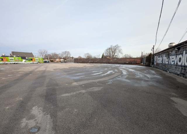 Property at 6040 111th St, Chicago Ridge, IL 60415