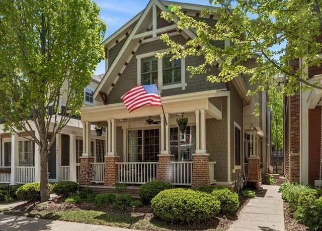 Property at 141 School St, Libertyville, IL 60048, 4 beds, 4.5 baths