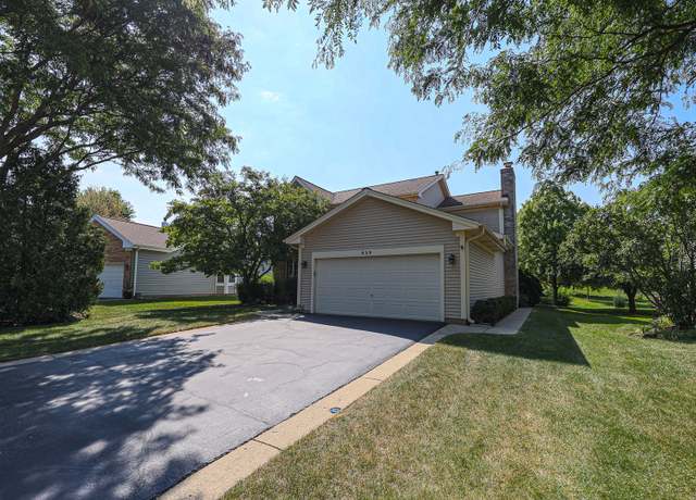 Property at 629 Dogleg Ln, Bartlett, IL 60103, 4 beds, 2.5 baths