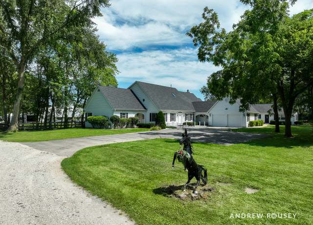 Property at 27490 W Wilmot Rd, Antioch, IL 60002, 3 beds, 4 baths