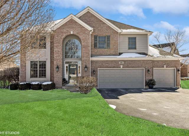 Property at 501 Clover Dr, Algonquin, IL 60102, 6 beds, 4 baths