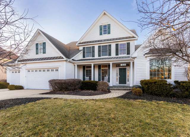 Property at 2217 Warrenville Ave, Wheaton, IL 60189, 4 beds, 4.5 baths