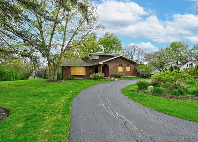 Property at 1308 S 3rd St, Lombard, IL 60148, 4 beds, 4 baths