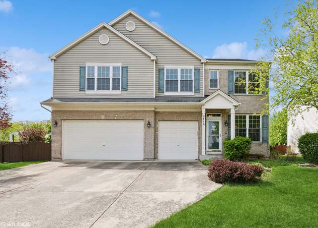 Property at 2416 Rockwood Dr, Joliet, IL 60432, 4 beds, 2.5 baths