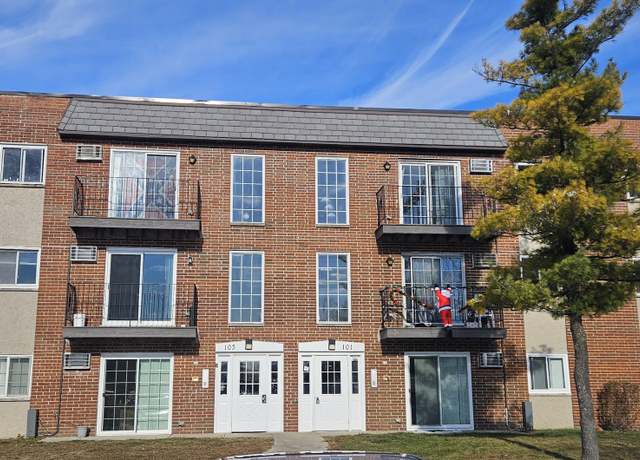 Property at 101 W Elk Trl #201, Carol Stream, IL 60188, 2 beds, 1 bath