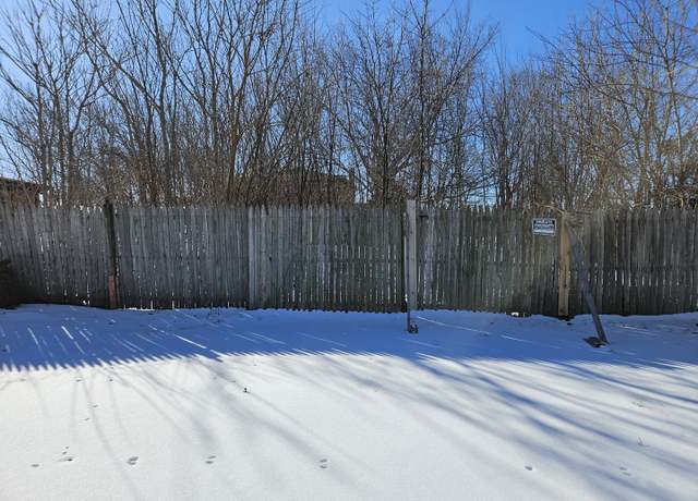 Property at 9118 S Cregier Ave, Chicago, IL 60617