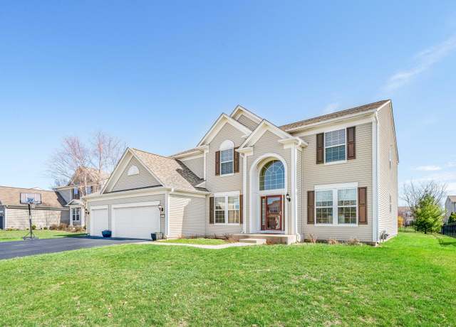 Property at 2326 Lavender Way, Yorkville, IL 60560, 5 beds, 2.5 baths