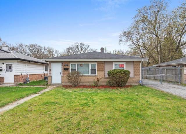 Property at 877 163rd St, Calumet City, IL 60409, 3 beds, 1.5 baths