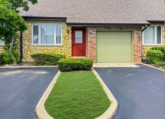 Property at 8148 W 111th St Unit C3, Palos Hills, IL 60465, 2 beds, 1.5 baths