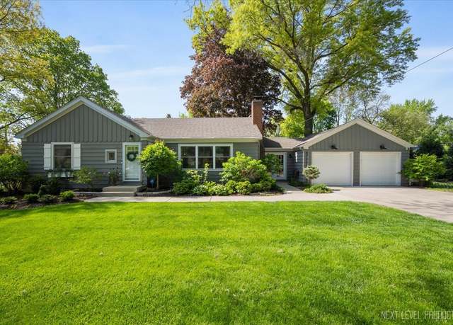 Property at 708 Center St, Geneva, IL 60134, 3 beds, 2 baths