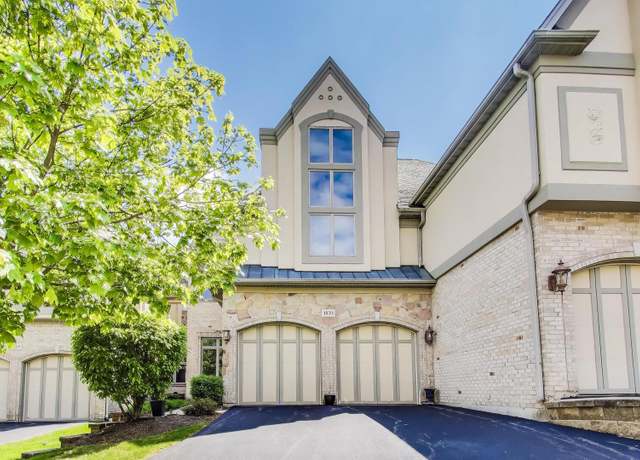 Property at 1571 W Rue James Pl, Palatine, IL 60067, 3 beds, 3.5 baths