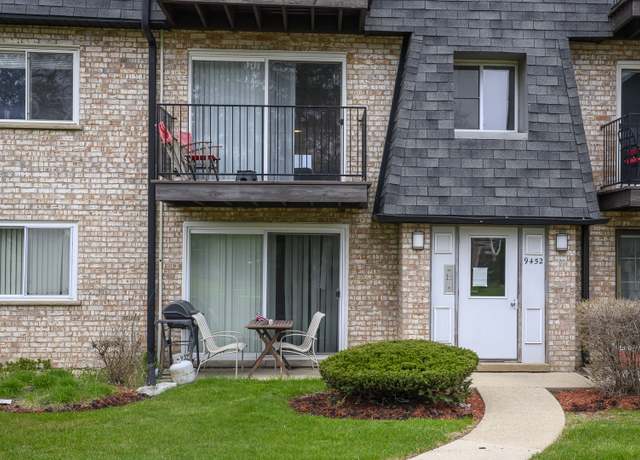Property at 9452 Bay Colony Dr Unit 2W, Des Plaines, IL 60016, 2 beds, 1 bath