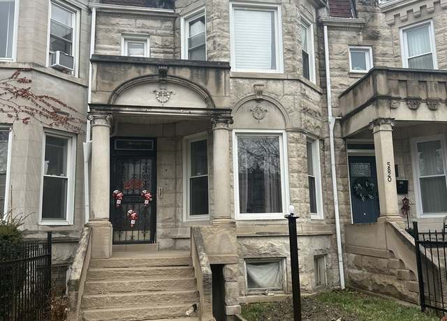 Property at 5822 W Washington Blvd, Chicago, IL 60644, 4 beds, 2.5 baths