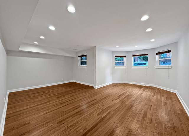 Property at 714 W Barry Ave Unit G, Chicago, IL 60657, 1 bed, 1 bath