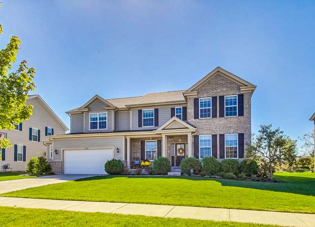 Property at 122 Flint Creek Ct, Hawthorn Woods, IL 60047, 6 beds, 4.5 baths