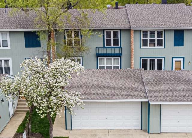Property at 217 Applewood Ln, Bloomingdale, IL 60108, 3 beds, 1.5 baths