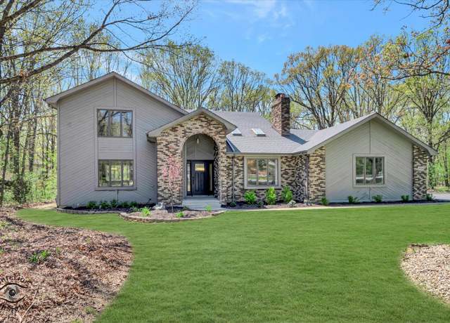 Property at 2639 E Shady Grove Ct, Crete, IL 60417, 4 beds, 3 baths