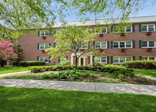 Property at 1414 Elmwood Ave Unit 1B, Evanston, IL 60201, 2 beds, 2 baths