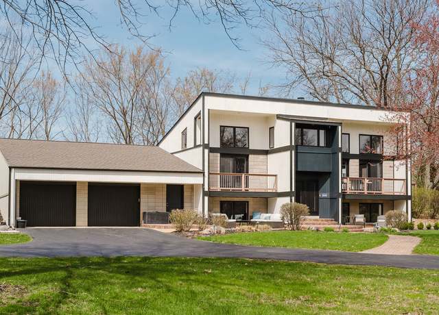 Property at 2609 Walter Dr, New Lenox, IL 60451, 3 beds, 2.5 baths